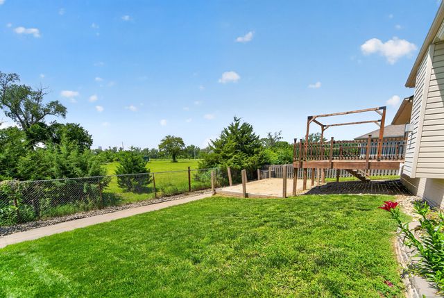 940 KEY Circle, Carter Lake, IA 51510