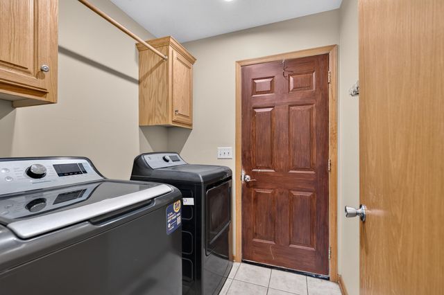 940 KEY Circle, Carter Lake, IA 51510