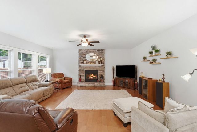 117 Waterside Drive, Georgetown, KY 40324