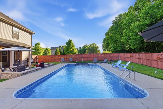 117 Waterside Drive, Georgetown, KY 40324
