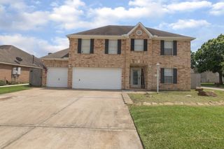 232 Spencer Landing E, La Porte, TX 77571