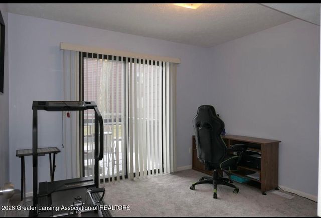 205 E Jolly Road 6, Lansing, MI 48910