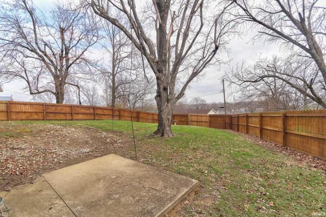 5721 Twickingham Drive, Evansville, IN 47711