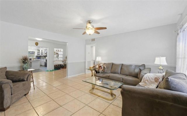 319 E 119 AVENUE, Tampa, FL 33612