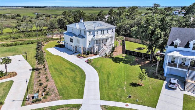 1491 Tomato Farm Circle, Mount Pleasant, SC 29464