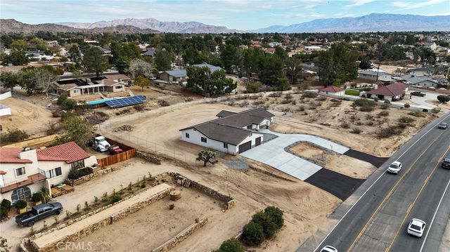 14685 Apple Valley, Apple Valley, CA 92307