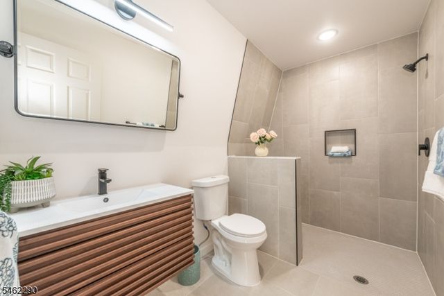 94 Washington Ave, Irvington Twp., NJ 07111