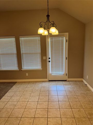 2553 NW 186th Street, Edmond, OK 73012