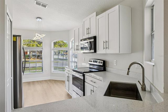 2333 NORTHERN LEAF STREET, Orlando, FL 32817