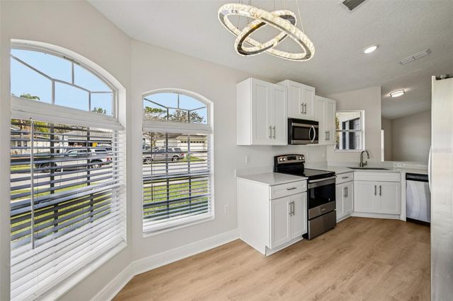 2333 NORTHERN LEAF STREET, Orlando, FL 32817