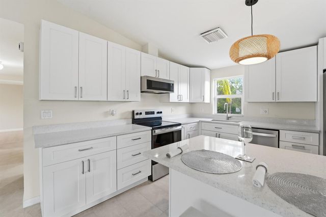 13555 150th Court N, Jupiter, FL 33478