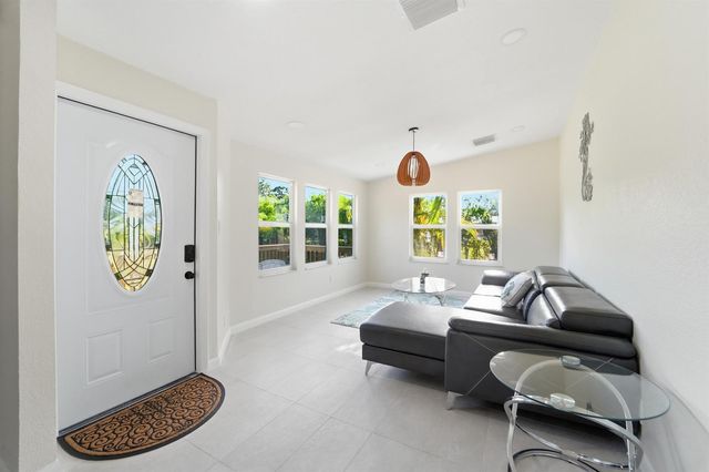13555 150th Court N, Jupiter, FL 33478