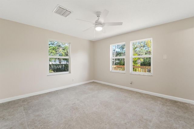 13555 150th Court N, Jupiter, FL 33478