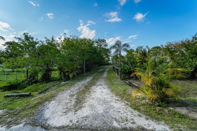 13555 150th Court N, Jupiter, FL 33478