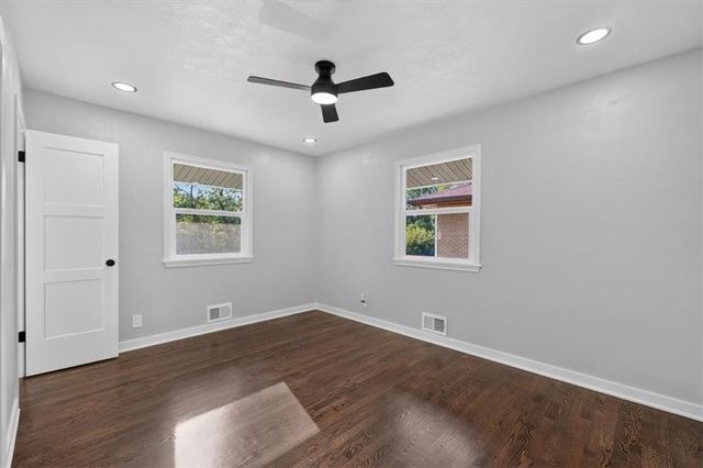 1305 N River Boulevard, Independence, MO 64050