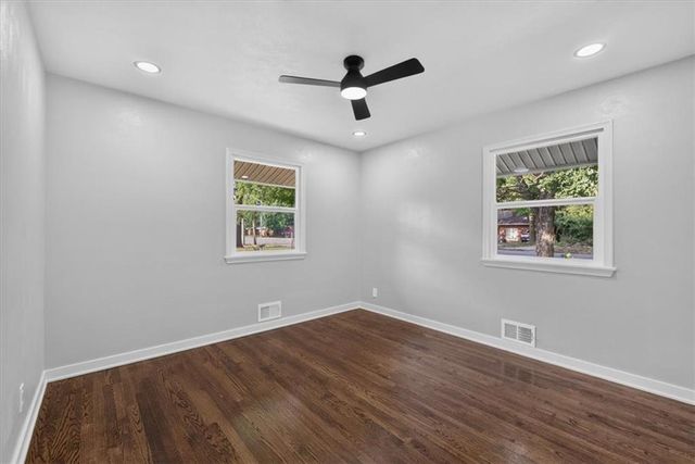 1305 N River Boulevard, Independence, MO 64050