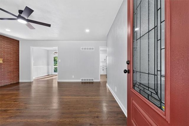 1305 N River Boulevard, Independence, MO 64050