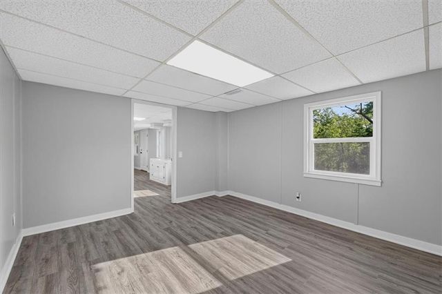 1305 N River Boulevard, Independence, MO 64050