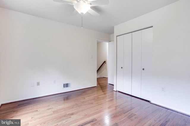 9212 ARABIAN AVE, Vienna, VA 22182