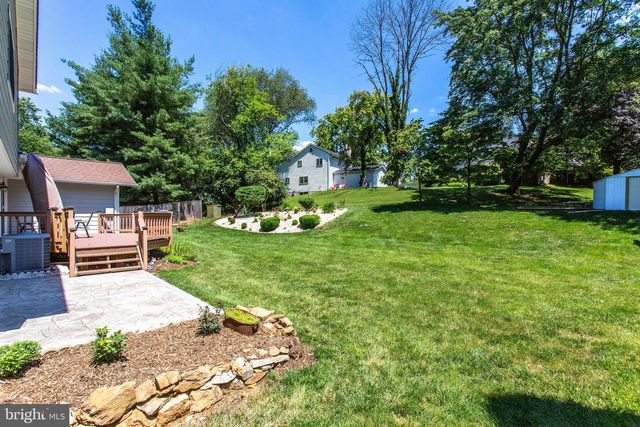 9212 ARABIAN AVE, Vienna, VA 22182