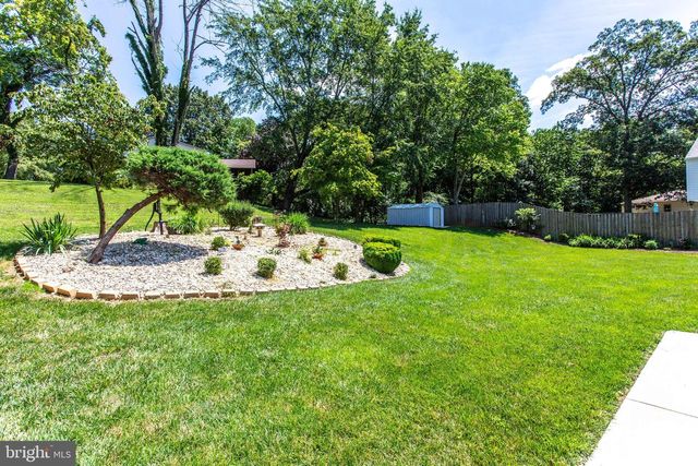 9212 ARABIAN AVE, Vienna, VA 22182