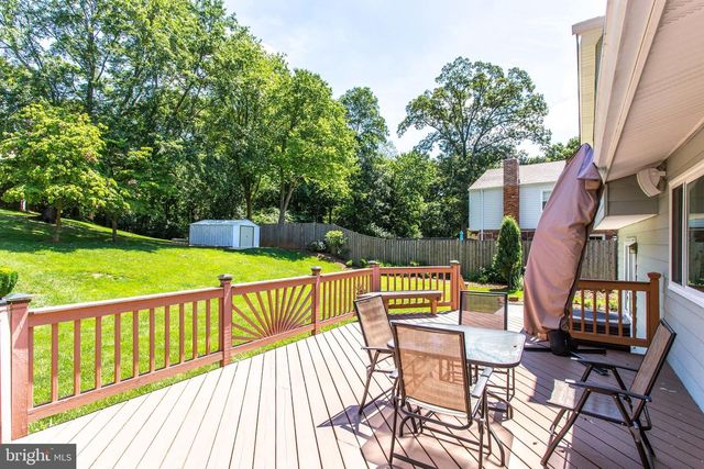 9212 ARABIAN AVE, Vienna, VA 22182