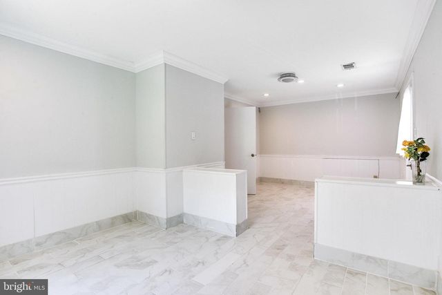 9212 ARABIAN AVE, Vienna, VA 22182