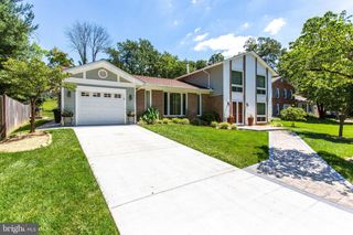 9212 ARABIAN AVE, Vienna, VA 22182