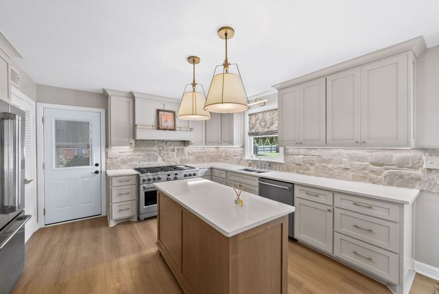 618 Hillsboro Rd, Franklin, TN 37064