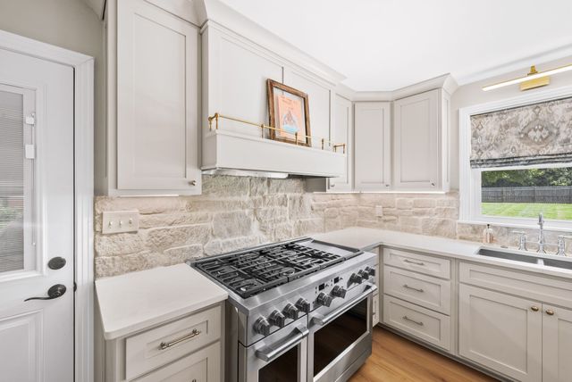 618 Hillsboro Rd, Franklin, TN 37064