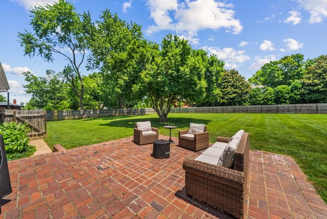 618 Hillsboro Rd, Franklin, TN 37064