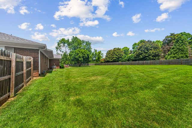 618 Hillsboro Rd, Franklin, TN 37064