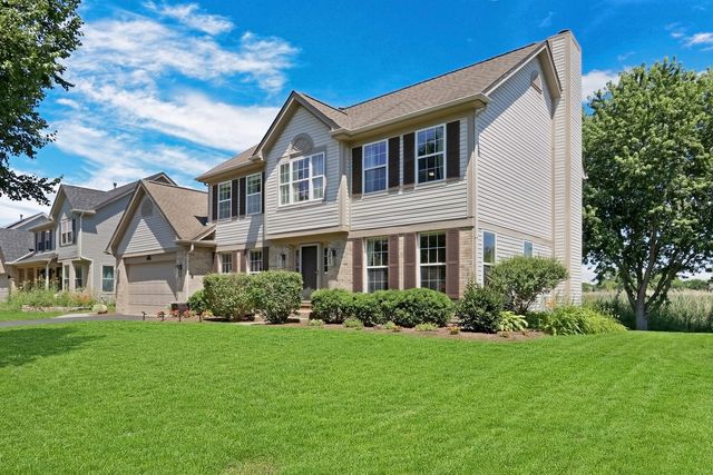 753 West Trail N, Grayslake, IL 60030