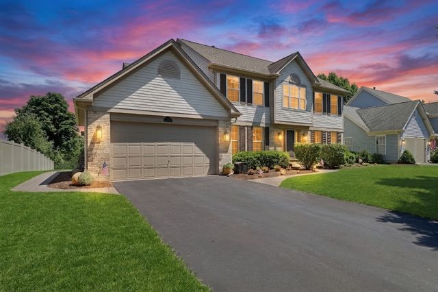 753 West Trail N, Grayslake, IL 60030