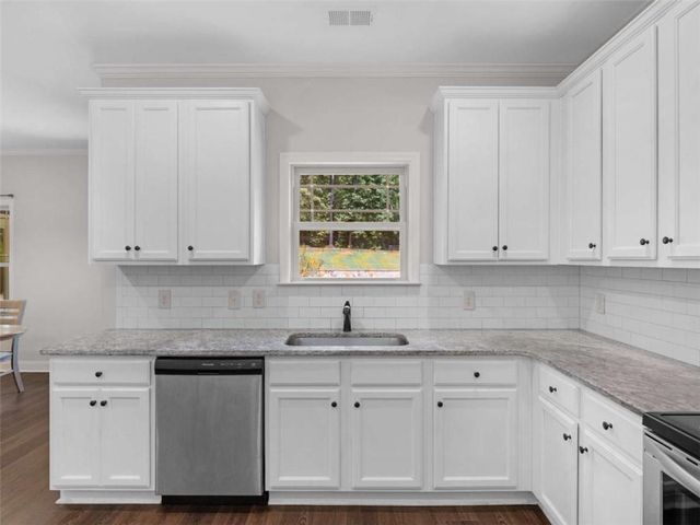 146 Aubree Way, Mcdonough, GA 30252