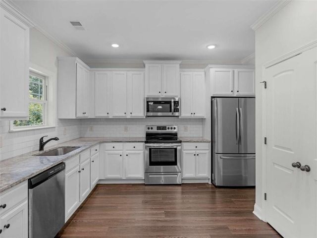 146 Aubree Way, Mcdonough, GA 30252