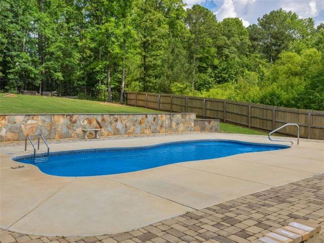 146 Aubree Way, Mcdonough, GA 30252