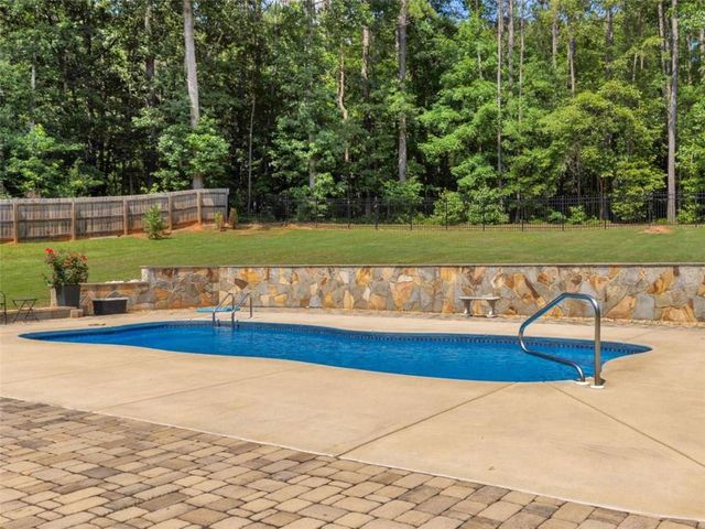 146 Aubree Way, Mcdonough, GA 30252