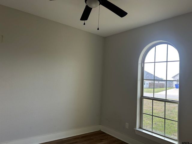 103 Hay Meadow Dr, Winona, TX 75792