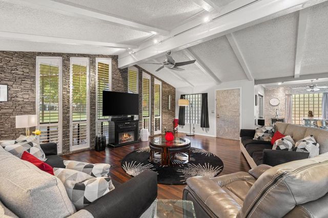 73450 Country Club Drive 269, Palm Desert, CA 92260