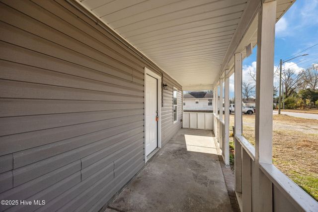 607 Roosevelt Avenue, Greenville, NC 27834