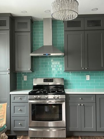 3901 Custer Avenue, Lyons, IL 60534