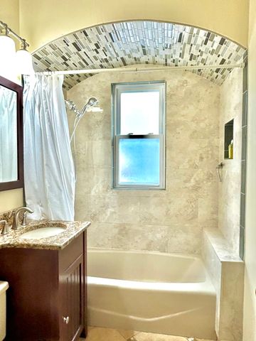 3901 Custer Avenue, Lyons, IL 60534