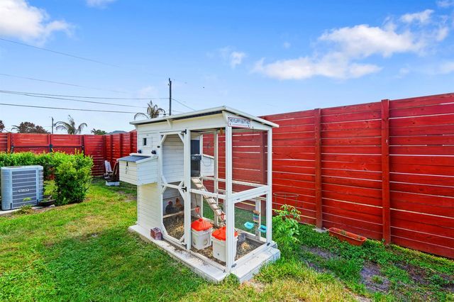 4491 NW Alsace Avenue, Port St. Lucie, FL 34983