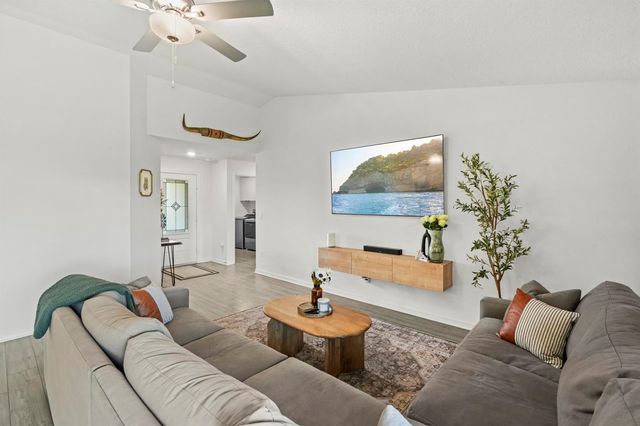4491 NW Alsace Avenue, Port St. Lucie, FL 34983