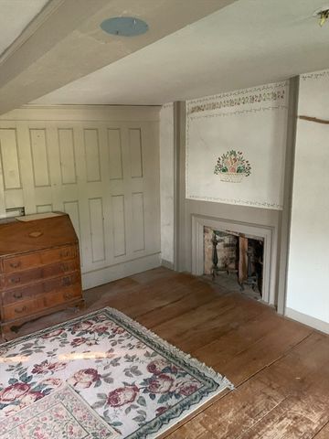 358 Main Street, Groveland, MA 01834