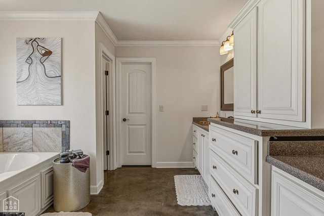 1013 Mark Circle, Jonesboro, AR 72404