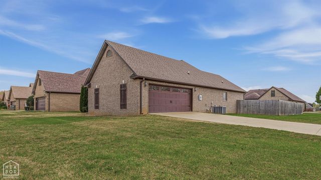 1013 Mark Circle, Jonesboro, AR 72404