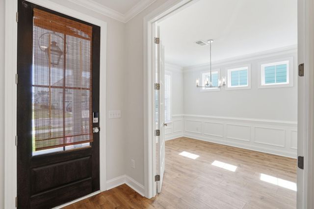 383 Wappoo Trace Lane, Summerville, SC 29486