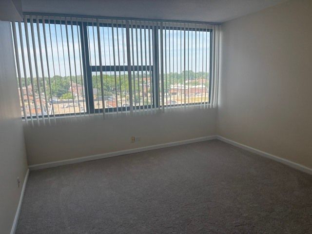 7234 W NORTH Avenue 614, Elmwood Park, IL 60707